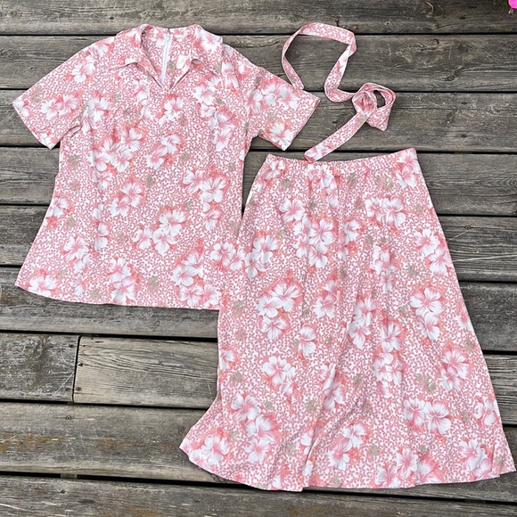 Vintage Skirt Set - Picture 1 of 13